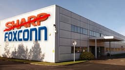 Sharp инвестирует немногим менее 1 млрд долларов в производство панелей OLED