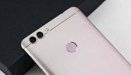 Обновленный смартфон Bluboo Dual получит стереоскопический дисплей