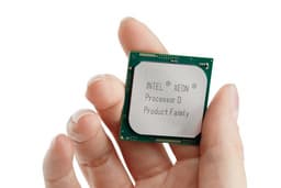 Семейство Intel Xeon D пополнили однокристальные системы D-1513N, D-1523N, D-1533N, D-1543N и D-1553N