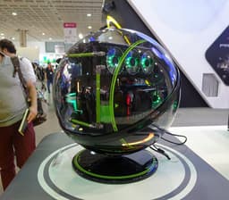 Сферический корпус In Win WinBot умеет распознавать хозяина
