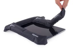 При разборке нового планшета Apple iPad Pro специалисты iFixit постоянно сталкивались с обилием клея
