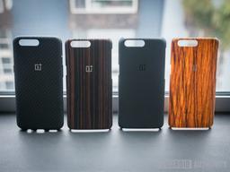 Некоторые фирменные чехлы для OnePlus 5 выглядят как деревянные
