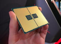 Процессор AMD Ryzen Threadripper сфотографировали с нижней стороны