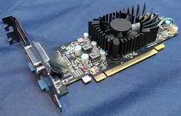 Sapphire подготовила вариант 3D-карты Radeon RX 550 с поддержкой аналогового интерфейса