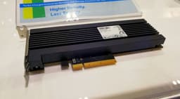 Samsung показала накопитель Z-SSD на памяти Z-NAND с производительностью до 750 000 IOPS
