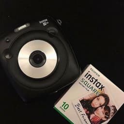 Анонс камер Fujifilm Instax SQ и SQ10 ожидается в один день с анонсом объектива Fujinon GF 110mm f/2 R LM