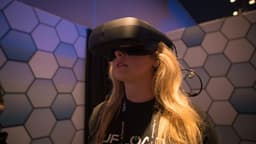 LG показала конкурента гарнитурам HTC Vive и Oculus Rift