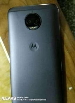 Первое фото смартфона Moto X нового поколения демонстрирует аппарат, похожий на модель Moto G5