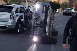 Uber приостановила тестирование беспилотных автомобилей после крупной аварии