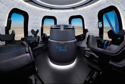 Blue Origin показала, как выглядит капсула туристического космического корабля New Shepard изнутри