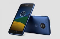 Смартфон Moto G5 в цвете Blue Sapphire предстал на первых фотографиях