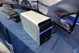 Sapphire показала док-станцию с интерфейсом Thunderbolt 3 для подключения видеокарт