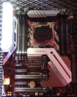 Показана системная плата Asus Prime X299-A с двумя слотами M.2 32 Гбит/с