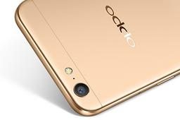 Смартфон Oppo A77 получит фронтальную камеру разрешением 16 Мп