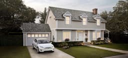 Tesla начала принимать предзаказы на свою «солнечную крышу» Solar Roof