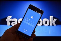 Facebook* увеличит штат модераторов на 3000 человек после череды случаев насилия в онлайн-трансляциях