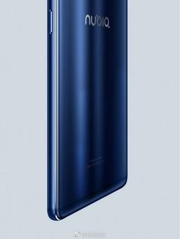 Смартфон Nubia Z17 получит модную нынче стеклянную крышку с цветовыми переливами