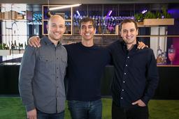 Alphabet инвестирует в Lyft 1 млрд долларов