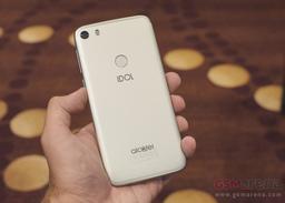 Смартфон Alcatel Idol 5 получил металлический корпус, громкий динамик и бюджетную платформу