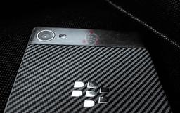 Опубликованы фотографии смартфона BlackBerry Krypton