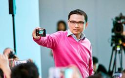 Глава подразделения смартфонов HTC покинул компанию