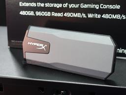 В экспозицию Kingston на CES 2018 вошел внешний SSD Pictured HyperX Savage Exo