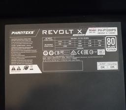 Блок питания Phanteks Revolt X может питать две системы, а блоки Revolt Pro рассчитаны на работу в паре