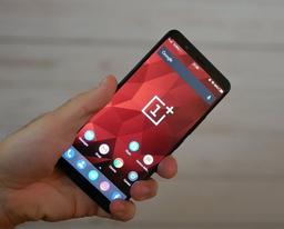 OnePlus сумела вдвое нарастить выручку в прошлом году