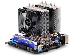 Процессорный охладитель DeepCool Frostwin LED оснащается двумя вентиляторами диаметром 92 мм