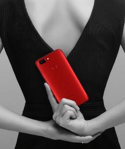 Опубликовано изображение смартфона Lenovo S5, метящего в конкуренты Xiaomi Redmi Note 5