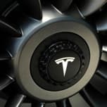 Жест отчаяния: Tesla прибегает к авиаперевозкам, надеясь ускорить выпуск аккумуляторов для Model 3
