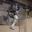 Видео дня: робот Boston Dynamics Atlas демонстрирует чудеса паркура