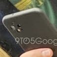 Фото дня: настоящий Google Pixel 4 замечен в лондонском метро