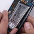 «Не покупайте этот смартфон». JerryRigEverything возмутился конструкцией LG G8