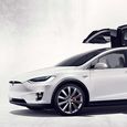Автомобили Tesla скоро перестанут нуждаться в водителях