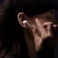 Apple признала, что дорогущие AirPods Pro трещат. Что теперь делать