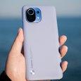 Xiaomi Mi 11 умеет выводить звук одновременно на две разные колонки