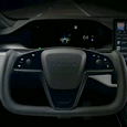Странный руль Tesla Model S Plaid оказался неудобным при вождении в городе и при парковке