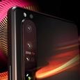 Snapdragon 888, экран 4К, 120 Гц, 4500 мА·ч, IP68, зарядка в комплекте, оптика Zeiss. В России наконец-то начались продажи флагмана Sony Xperia 1 III
