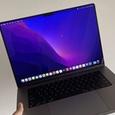 Новейшие MacBook Pro с «чёлкой» прибыли к первым покупателям