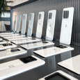 Почему на рынке так мало белых смартфонов: OnePlus назвала три причины