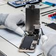 Все авторизованные сервисные центры Apple в России могут закрыться в течение 2–4 недель. Платный ремонт уже прекращён