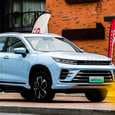 Запас хода 1000 км, расход 1,76 л на 100 км, Snapdragon 8155 и автопилот. Chery представила сразу пять версий нового Exeed LX