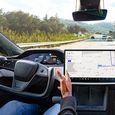 Tesla серьёзно мухлевала, создавая рекламное видео о своём автопилоте