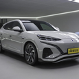Детище BYD и Mercedes-Benz раскупают как горячие пирожки: по 8 машин в минуту. За сутки продано 11 687 автомобилей Denza N7