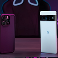 Google троллит Apple, унижая iPhone и превознося Pixel. Зрителям нравится