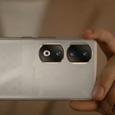 Смартфон с немерцающим экраном, лучше чем у Galaxy S23 Ultra и iPhone 14 Pro, и с топовой камерой. Представлен Honor 90 Pro