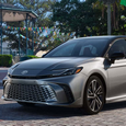Представлена Toyota Camry 2025