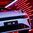 Представлен самый мощный Geely, и он оказался дешевле, чем ожидалось. Zeekr 001 FR получил четыре мотора суммарной мощностью 1282 л.с. и «режим Райкконена»