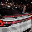 Самый быстрый в мире серийный автомобиль сравнили с Tesla Model S Plaid. 1265-сильный Zeekr 001 FR может делать танковый разворот